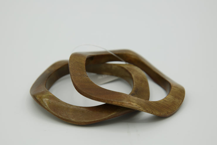 Chico's Double Wavy Wood Bangle Set