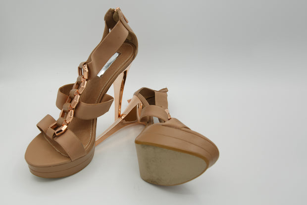 H By Halston Taupe Regan Platform Sandals Size 10