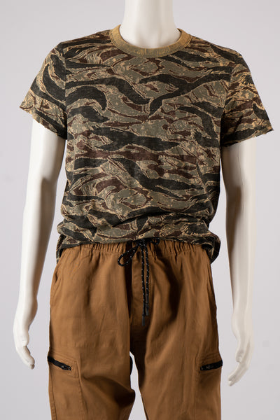 H&M Divided Camo Short Sleeve Shirt Size M